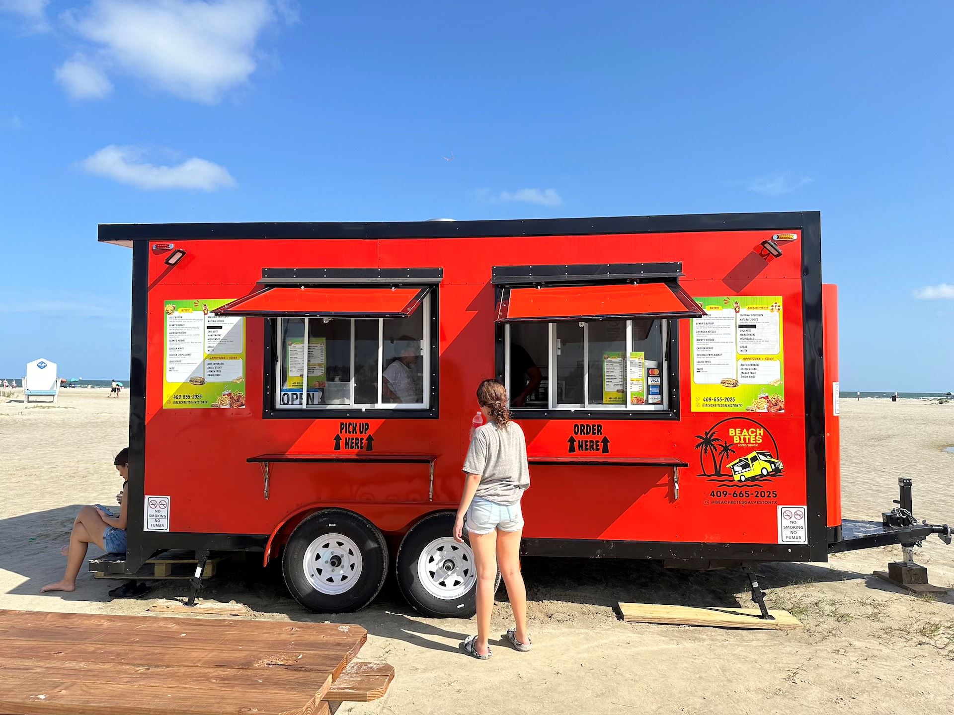 Beach Bites Food Truck
